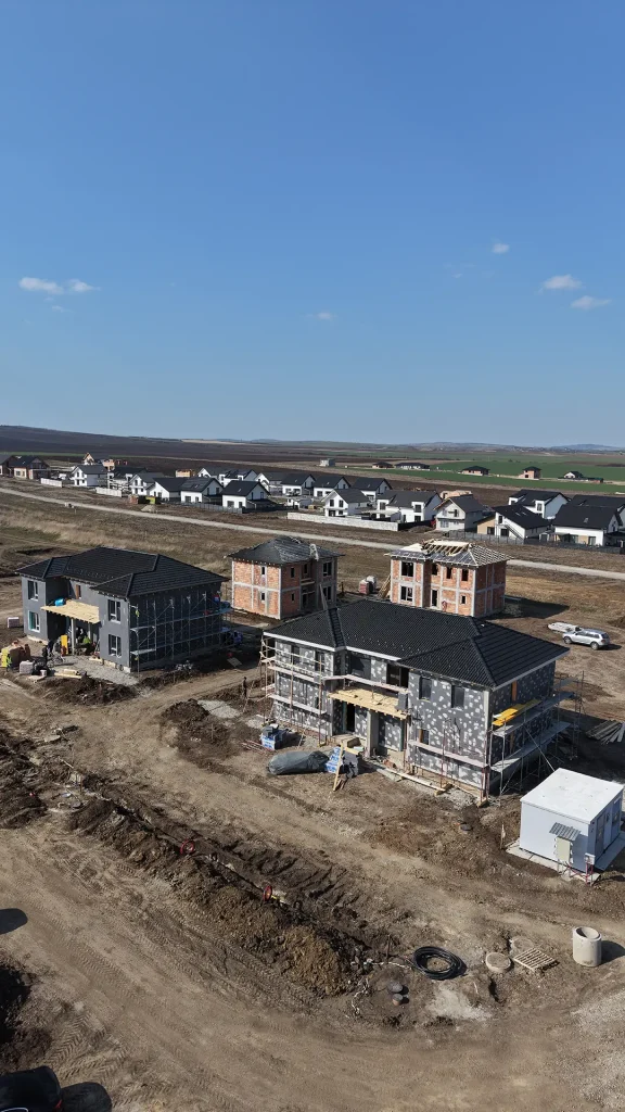 Duplexuri de prezentare Sibiu, Sura Mica